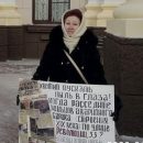 Российская учительница пожаловалась на жилье в обледеневшем бараке