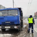 Казанец, бросивший грузовик на автобусной полосе, понес наказание