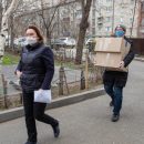 Почти 15 тысяч семей в Казани получат бесплатные продуктовые наборы. Известно, что в них войдет