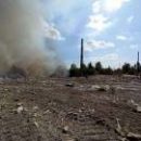 Опубликовали новые фото с пожара на мусорной свалке в Дарницком районе