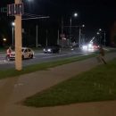 В Минске таксист спас протестующего от силовиков и умчался с ним