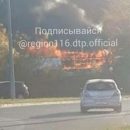 В Казани горит здание автосервиса. Из-за огромного задымления площадь пожара не удается определить