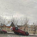 Массовое ДТП с перевернувшейся машиной произошло на Дубравной в Казани