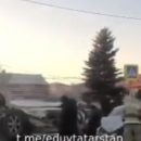 Утром на перекрестке Губкина-Проспекта Победы в Казани произошло массовое ДТП с «перевертышем»