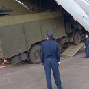 Российские Ил-76 с миротворцами и техникой прибыли в Армению