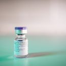 В Германии оценили уязвимость новой мутации коронавируса для вакцины