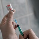Переболевшим COVID-19 россиянам раскрыли лучшее время для вакцинации