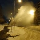 Из-под асфальта в российском городе забил фонтан кипятка высотой в семь этажей