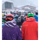 Огромные очереди на заваленном снегом курорте Сочи возмутили россиян