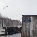 Из-за опрокинувшейся фуры на трассе в Татарстане возникла огромная пробка