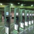 На станции метро «Выдубичи» закрыли один из вестибюлей