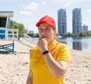 На пляжах Киева обустроили системы спасения