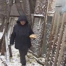 Проживающая 35 лет в бочке россиянка согласилась переехать