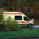 Один человек погиб в ДТП с участием скорой помощи и трамвая в Москве