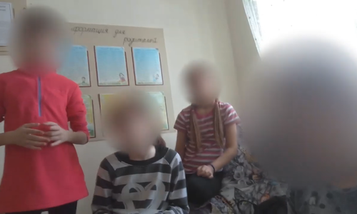 В татарстанский приют, где жаловались на домогательства, приехали психолог и детский омбудсмен РТ В татарстанский приют, где жаловались на домогательства, приехали психолог и детский омбудсмен РТ