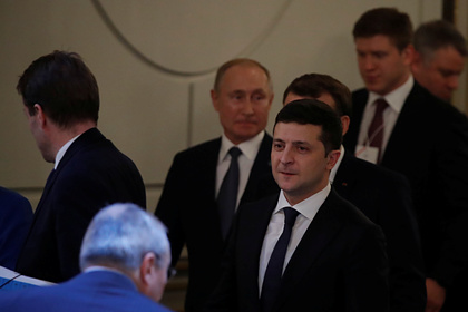 На Украине объяснили новогодний звонок Зеленского Путину