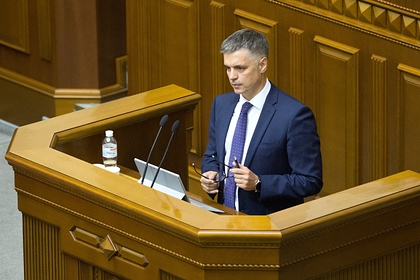 На Украине рассказали о последнем сеансе связи пилотов упавшего Boeing На Украине рассказали о последнем сеансе связи пилотов упавшего Boeing