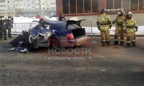 Стали известны подробности страшного ДТП с двумя погибшими в Казани Стали известны подробности страшного ДТП с двумя погибшими в Казани
