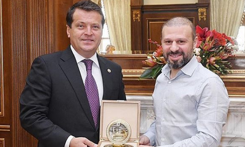 Бывший футболист «Рубина» попросил Метшина благоустроить двор мечети Бывший футболист «Рубина» попросил Метшина благоустроить двор мечети