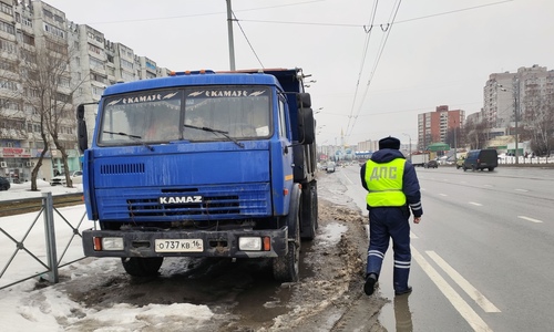 В Татарстане мужчина убил бывшего мужа возлюбленной топором В Татарстане мужчина убил бывшего мужа возлюбленной топором