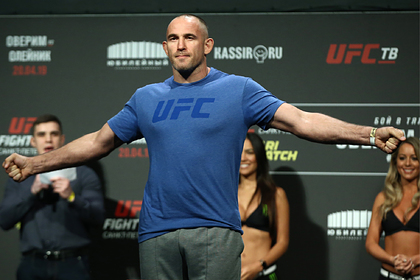 Олейник подерется с бывшим чемпионом UFC