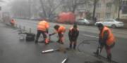 Припарковаться на тротуарах на Печерске невозможно Припарковаться на тротуарах на Печерске невозможно
