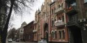 В домах в центре запретят стеклить балконы и вешать антенны