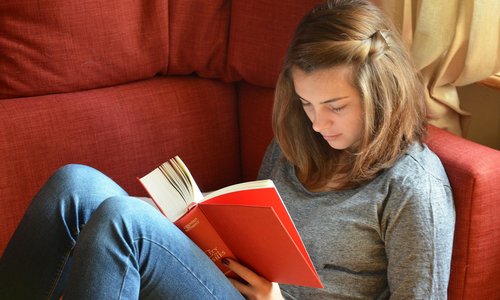 В Казани разыгрывают «карантинный набор»: еду и книги В Казани разыгрывают «карантинный набор»: еду и книги