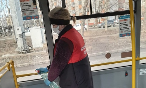 Казанские перевозчики показали, как защищают пассажиров от коронавируса Казанские перевозчики показали, как защищают пассажиров от коронавируса