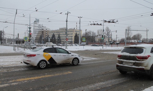 В Казани Яндекс.Такси будет доставлять лекарства и возить врачей В Казани Яндекс.Такси будет доставлять лекарства и возить врачей