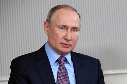 Путин предложил наказывать за уничтожение памятников воинам Путин предложил наказывать за уничтожение памятников воинам