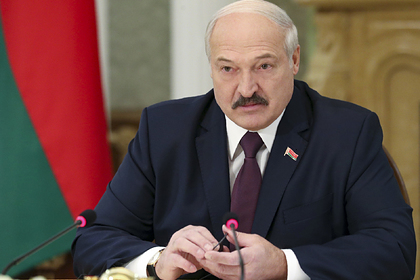 Лукашенко рассказал о желающих укусить Белоруссию Лукашенко рассказал о желающих укусить Белоруссию