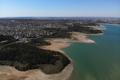 В Крыму отреагировали на идею сделать платный въезд для туристов В Крыму отреагировали на идею сделать платный въезд для туристов