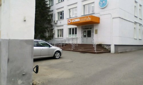 Медику казанской «скорой», которая пинала лежащего на асфальте мужчину, объявили выговор Медику казанской «скорой», которая пинала лежащего на асфальте мужчину, объявили выговор
