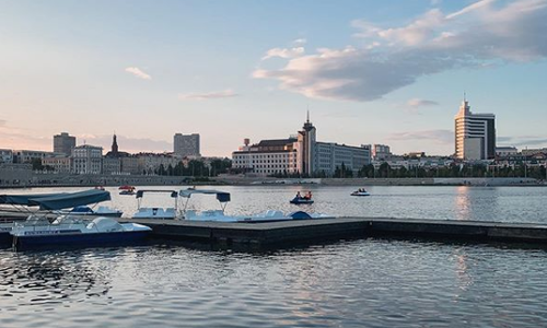 В Казани на набережной озера Кабан заработал прокат лодок и катамаранов В Казани на набережной озера Кабан заработал прокат лодок и катамаранов