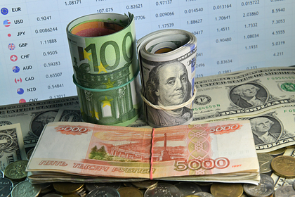 Названа способствующая богатству россиян привычка Названа способствующая богатству россиян привычка