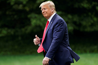 Трамп удивился небольшому числу протестующих в Вашингтоне Трамп удивился небольшому числу протестующих в Вашингтоне