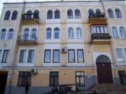Владельцев квартир на Андреевском спуске заставят убрать антенны и вернуть аутентичный вид балконов