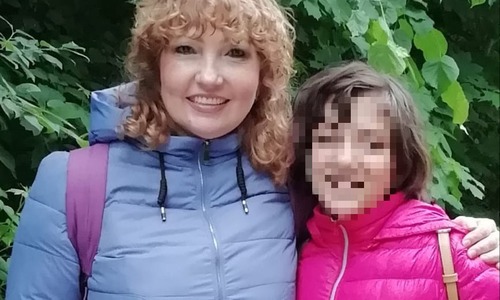 «Совершенно голые — я и ребенок»: в Казани пенсионерка с дочерью год жила в приюте из-за мужа-тирана «Совершенно голые — я и ребенок»: в Казани пенсионерка с дочерью год жила в приюте из-за мужа-тирана