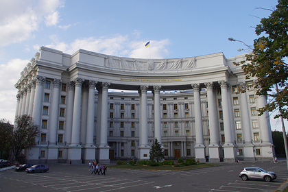 Украина призвала ввести санкции против России из-за ситуации с Навальным Украина призвала ввести санкции против России из-за ситуации с Навальным