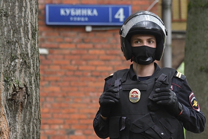 Россиян передумали штрафовать за оскорбление полицейских в интернете Россиян передумали штрафовать за оскорбление полицейских в интернете