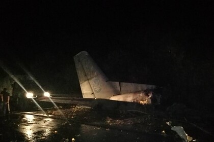 Объявлен траур по погибшим в авиакатастрофе с Ан-26 под Харьковом Объявлен траур по погибшим в авиакатастрофе с Ан-26 под Харьковом