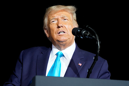 Трампа заподозрили в неуплате налогов за десять лет Трампа заподозрили в неуплате налогов за десять лет