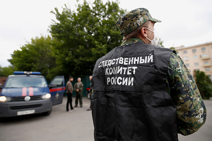 Россиянку задушили и выбросили из окна Россиянку задушили и выбросили из окна