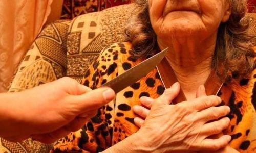 В Казани парень ограбил, изнасиловал и запер в шкафу пенсионерку. Он получил внушительный срок В Казани парень ограбил, изнасиловал и запер в шкафу пенсионерку. Он получил внушительный срок