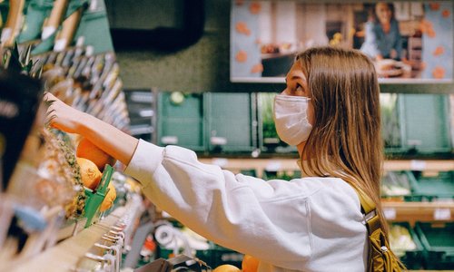 Магазин в Казани закрыли за нарушение масочного режима