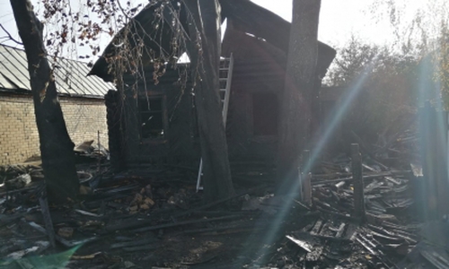 После пожара с тремя погибшими в Татарстане возбудили дело по статье «Убийство»