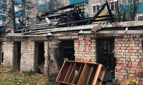 Опубликованы фотографии места, где покончила жизнь самоубийством 13-летняя школьница из Татарстана Опубликованы фотографии места, где покончила жизнь самоубийством 13-летняя школьница из Татарстана