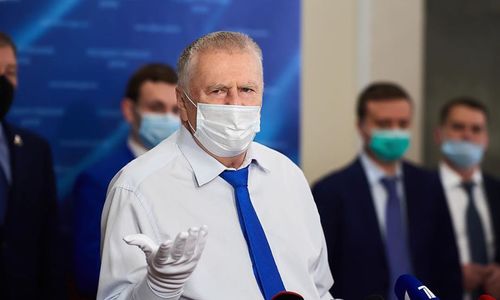 Владимир Жириновский прокомментировал нападение подростка на отдел полиции в Татарстане Владимир Жириновский прокомментировал нападение подростка на отдел полиции в Татарстане