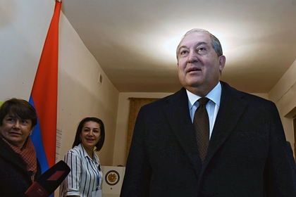 Ереван высказался о совместном проживании армян и азербайджанцев в Карабахе Ереван высказался о совместном проживании армян и азербайджанцев в Карабахе